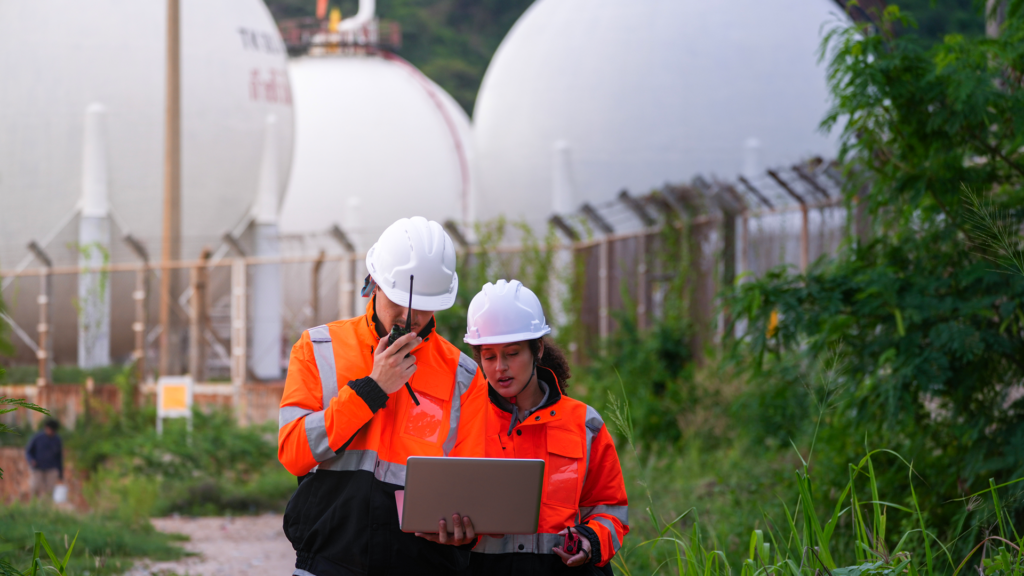 15 secteurs, dont ceux de l'énergie, du transport et de la santé, sont directement concernés par la directive NIS2.