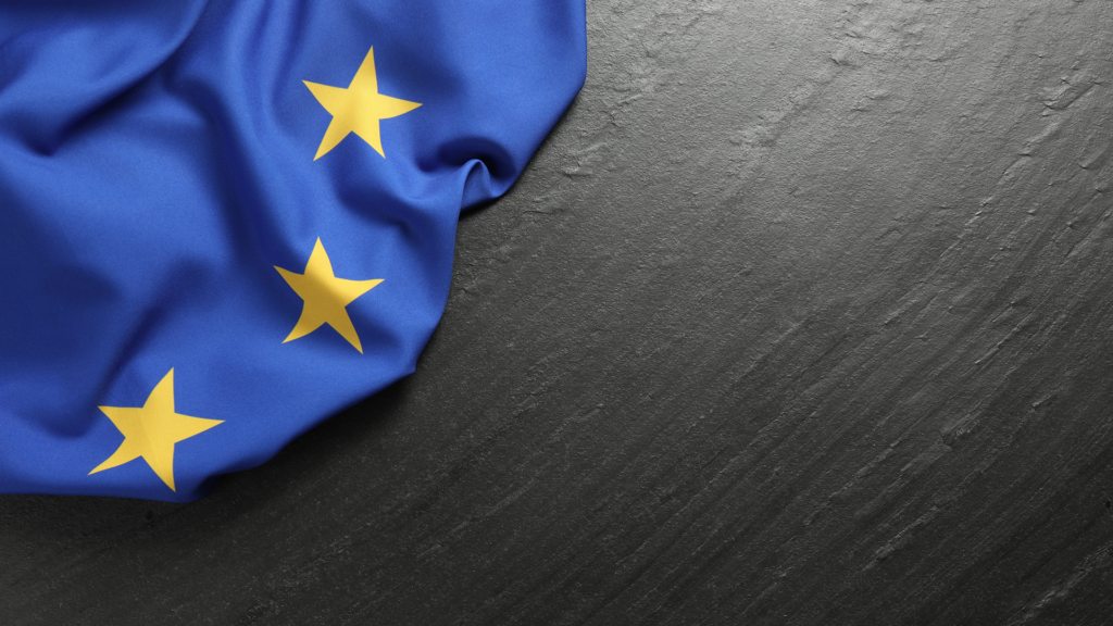Drapeau européen, symbole de la dépendance numérique de l’Europe face aux technologies étrangères